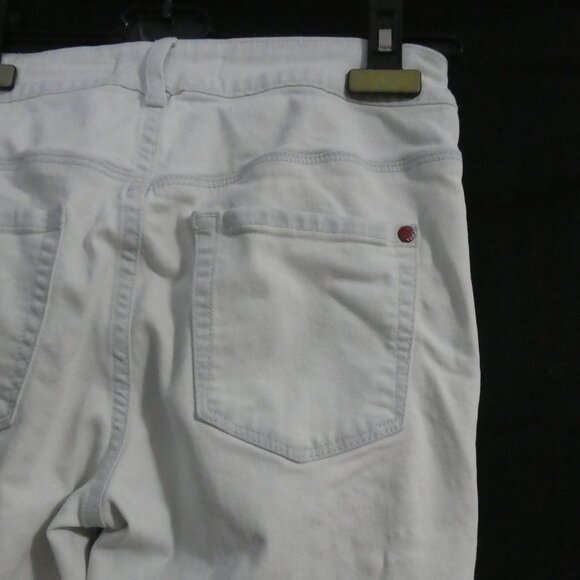 BULLHEAD DENIM CO - High Rise - Skinniest | size 3 | Light Blue Distressed Denim - Picture 12 of 16